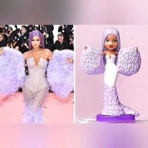 Mini Bratz X Kylie Jenner S1 Figurine Set Met Gala 2019 Versace Gown Fandom Gift